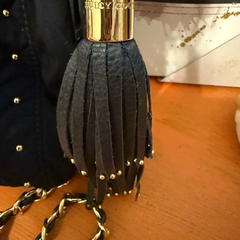 Juicy Couture Vintage Navy Quilted Studded Bag with Gold Accents EUC - Picture 4 of 12